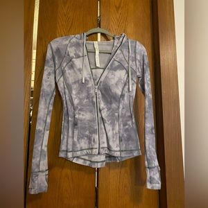 Lululemon hooded define jacket Nulu size 4